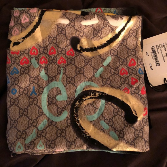 Gucci Scarf - Picture 1 of 5